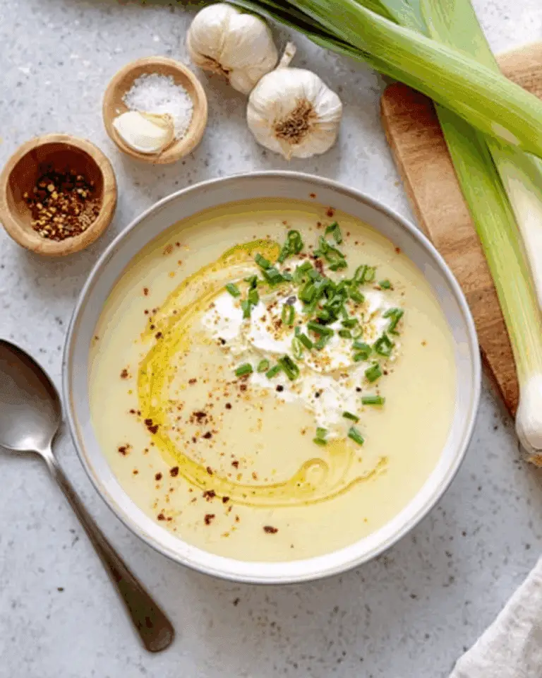 Creamy Cauliflower and Leek Soup Recipe