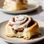 Cinnamon Rolls with Brown Sugar Cinnamon Filling and Creamy Glaze Recipe