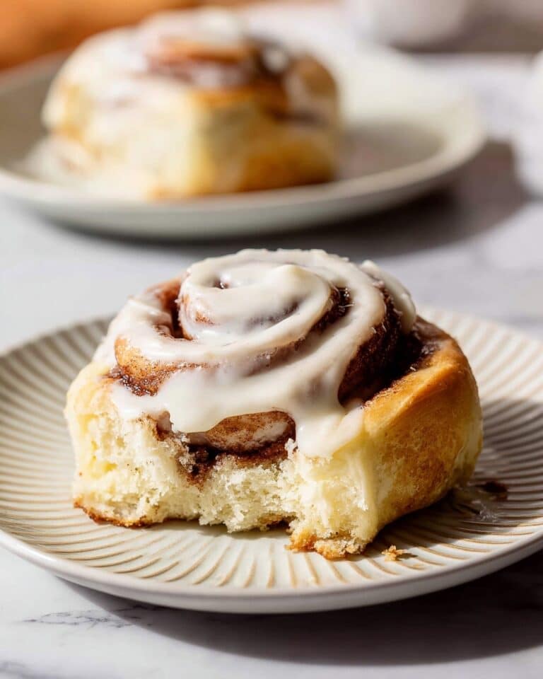 Cinnamon Rolls with Brown Sugar Cinnamon Filling and Creamy Glaze Recipe