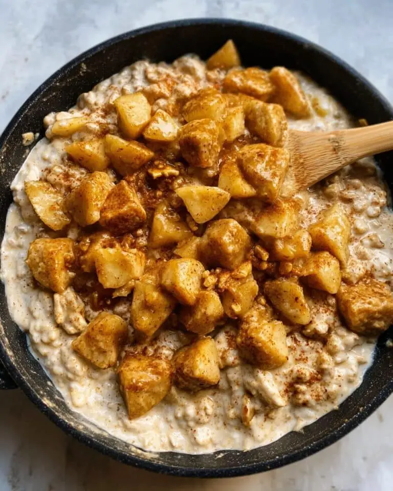 Hearty Oatmeal with Spiced Apples Recipe
