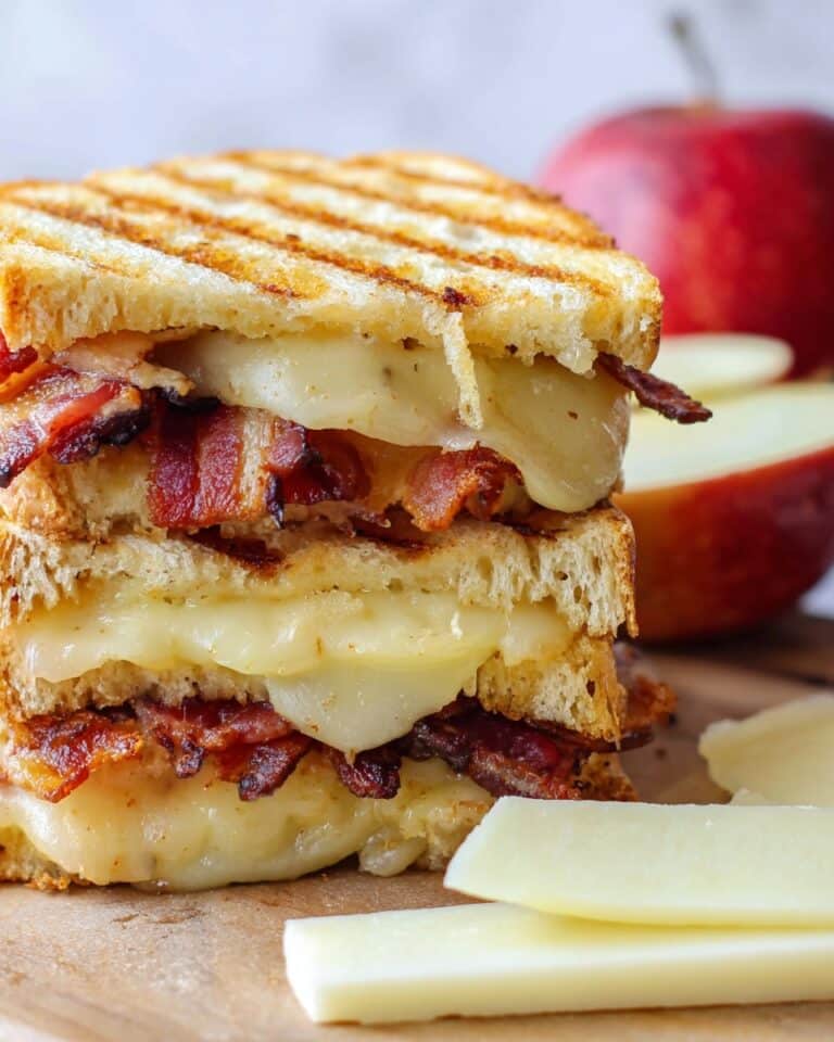 Apple and Gouda Grilled Cheese Sandwiches Recipe