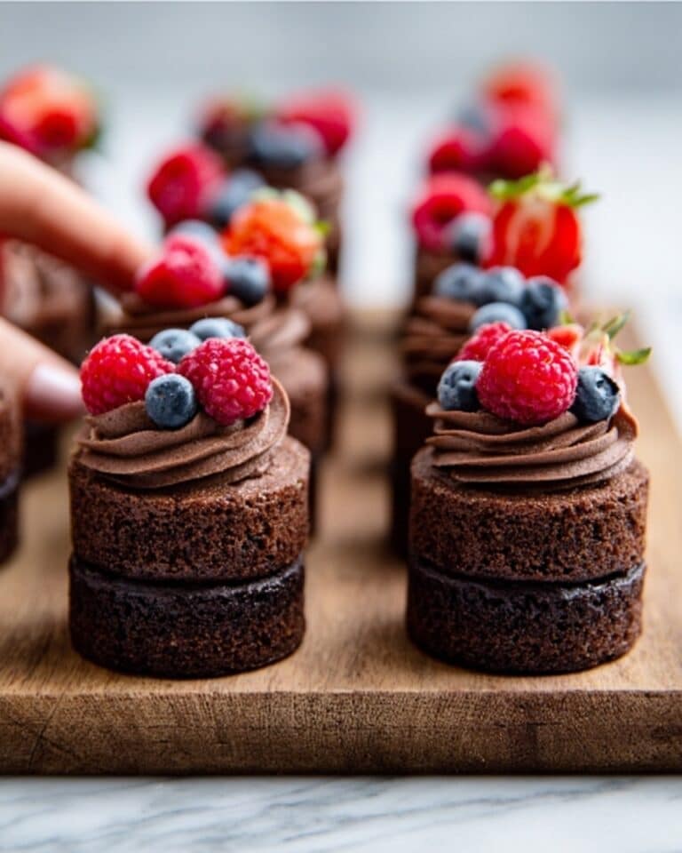 Mini Choc-Caramel Dessert Cakes Recipe