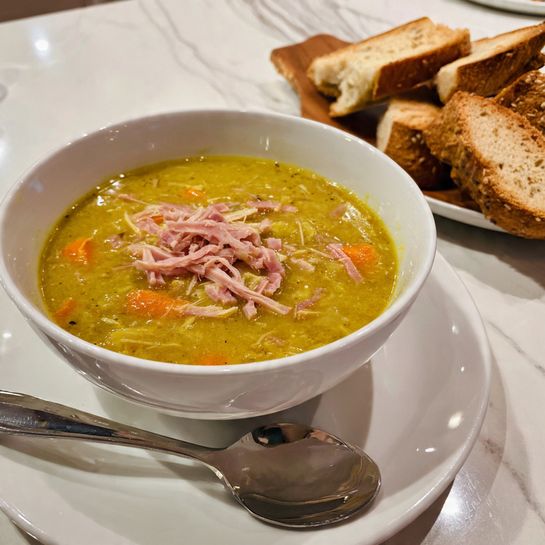 Slow-Cooker Pea and Ham Soup Recipe