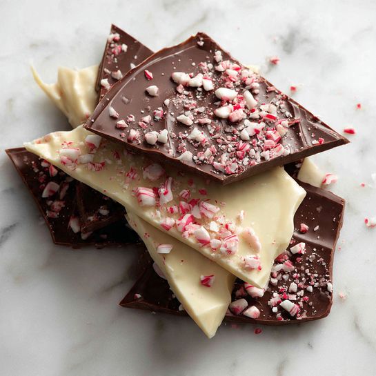 Chocolate Peppermint Christmas Bark Recipe