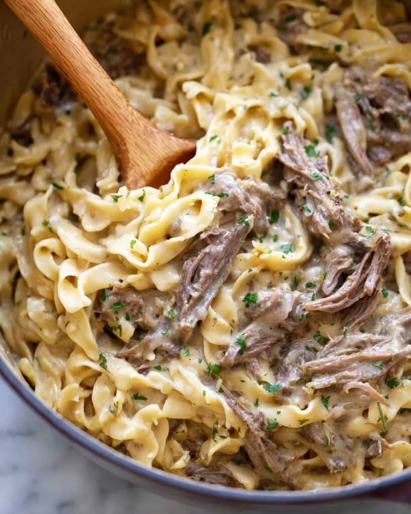 Slow Cooker Beef and Noodles Recipe