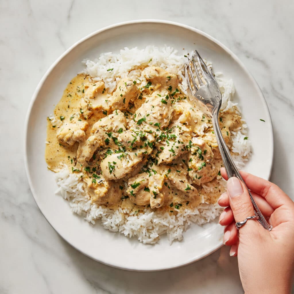 Creamy Smothered Chicken & Rice Recipe