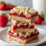 Healthy Strawberry Oatmeal Bars Recipe